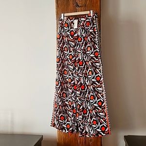 NWT Anthropologie  Wide leg flowy pants with pockets and elastic back Sz 12